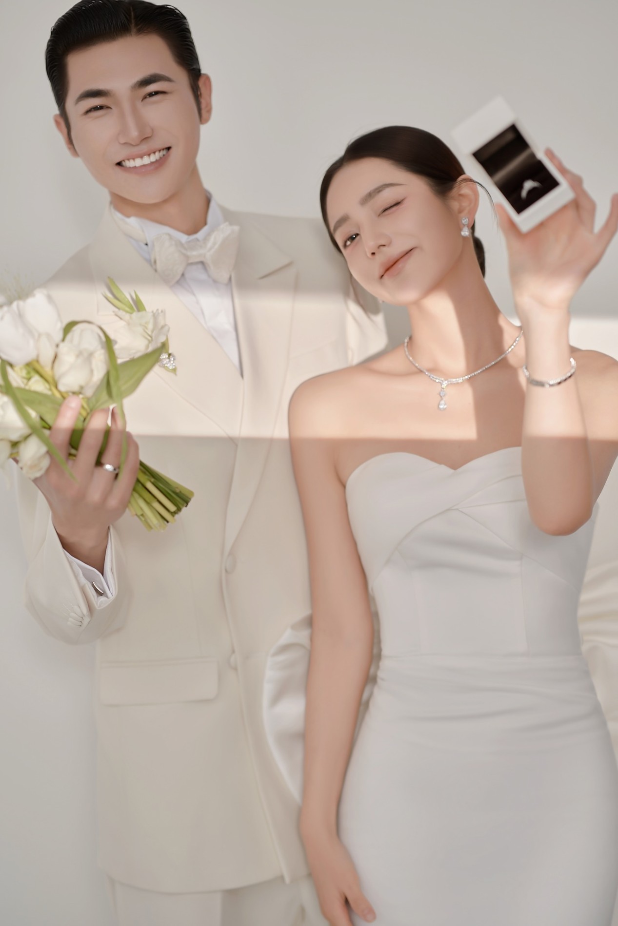 Đính hôn bên biển